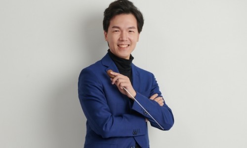 [연합뉴스] 피아노 대신 포디엄…11년 만에 평창 다시 온 홍콩필 상주지휘자