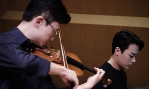 [동아일보] 서울국제음악콩쿠르 우승자 듀오 ‘신창용&김동현’ “동네 선후배…서로의 색깔 잘 맞춰야죠”