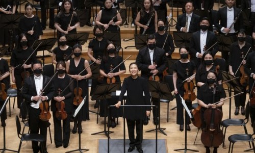 [중앙일보] 과연 오페라 지휘자다웠다, 김은선 호쾌한 ‘첫 인사’