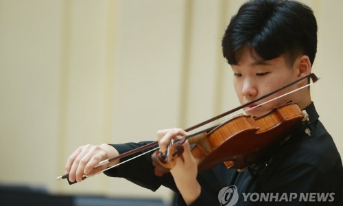 [연합뉴스] 자폐 딛고 서울시향과 협연하는 공민배 "음악은 제 전부에요!"