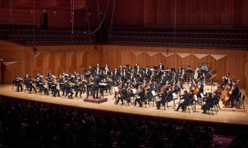 [한국일보] 이지영의 클래식 노트 : 교향곡 주제가 된 혁명가 선율… 스탈린 체제 억압 속에 천재성 꽃 피운…