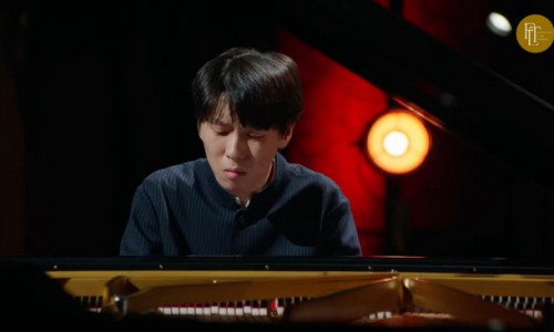 [문화일보] 18세 ‘동갑내기 피아노 영재’ 프랑스 콩쿠르 휩쓸다